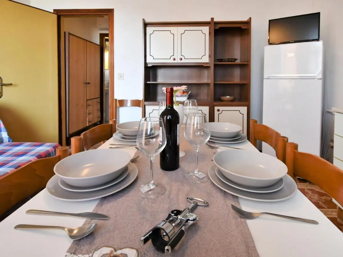 Apartment Bilo 4 Piano Terra By Interhome Rosolina Mare
